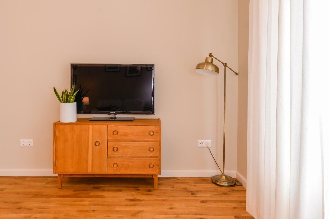 Cо́Coellie - Aesthetic 2Bd Apt Near National Palace By Flat Mаnager ソフィア エクステリア 写真