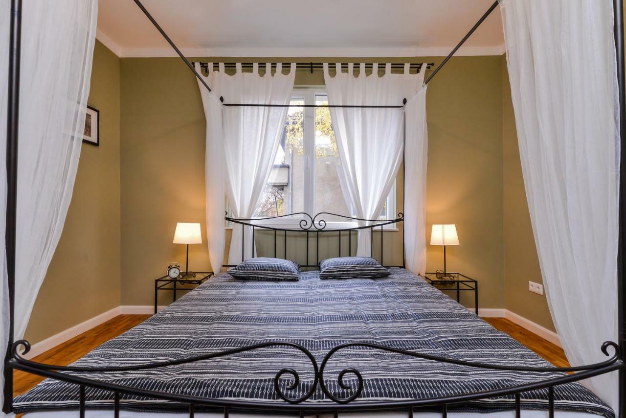Cо́Coellie - Aesthetic 2Bd Apt Near National Palace By Flat Mаnager ソフィア エクステリア 写真
