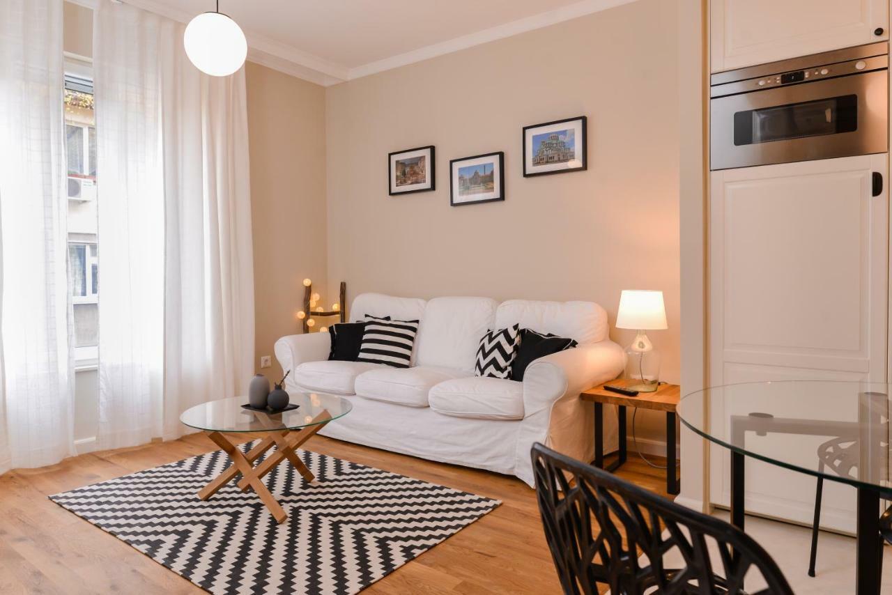 Cо́Coellie - Aesthetic 2Bd Apt Near National Palace By Flat Mаnager ソフィア エクステリア 写真