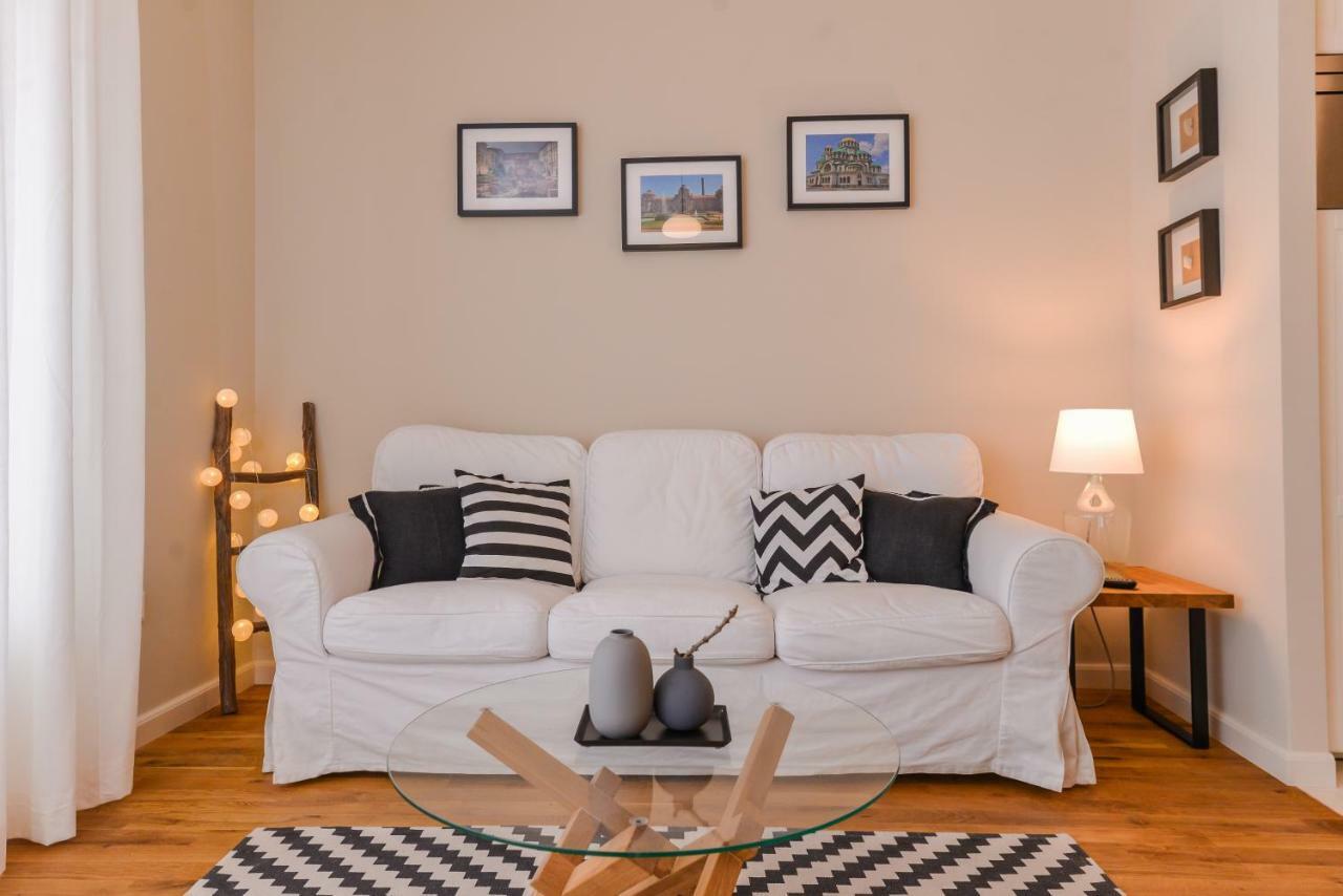 Cо́Coellie - Aesthetic 2Bd Apt Near National Palace By Flat Mаnager ソフィア エクステリア 写真
